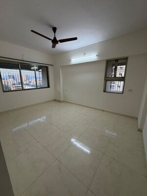 Room in 2 BHK Apartment at Raj Paradise B Wing CHS Ltd, Andheri East – for Rent