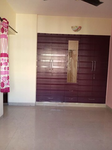 Room in 1 BHK Apartment at Puranik City Phase III, Ghodbunder Road – for Sale