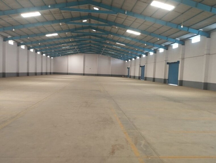  Parking, nelamangala Commercial Warehouse 100000 Sq.Ft. In Nelamangala Bangalore 9786514