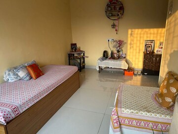 Bedroom in 2 BHK Apartment at Omkar CHS Andheri, Andheri East – for Rent