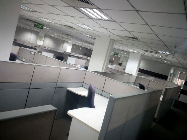 Team Area, sector 127 Commercial Office Space in IT/SEZ 12000 Sq.Ft. In Sector 127 Noida 9786610