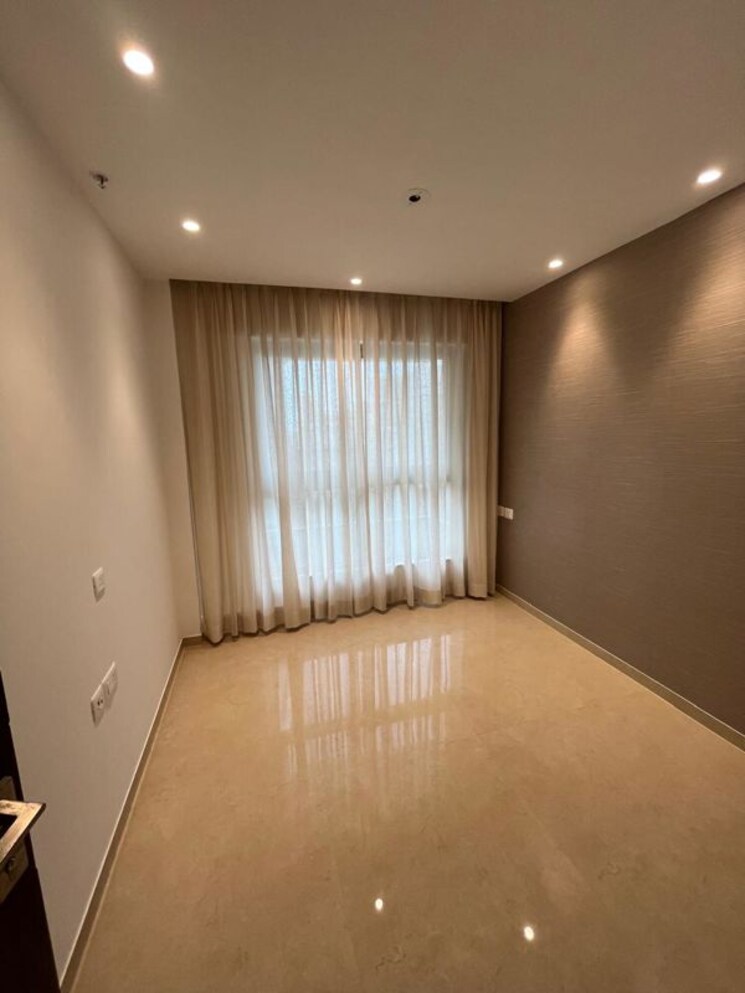 Room, hiranandani-highland 2 Bedroom 900 Sq.Ft. Apartment In Powai Mumbai 9786580