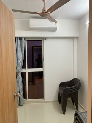 Kitchen in 2.5 BHK Apartment at Dombivli East – for Rent