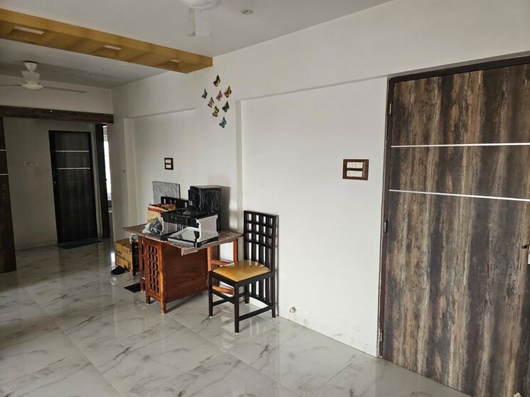 Living Room, om-viraj-apartment 2 Bedroom 900 Sq.Ft. Apartment In Andheri West Mumbai 9703137