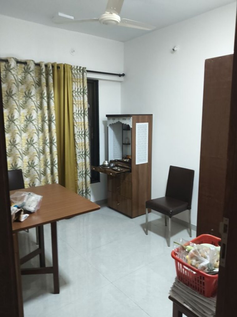 Bedroom, vile parle east 1.5 Bedroom 600 Sq.Ft. Apartment In Vile Parle East Mumbai 9786636