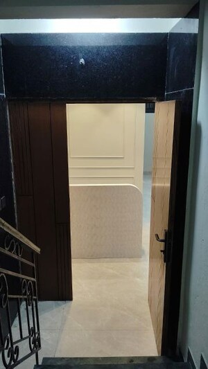 Bathroom in 2 BHK Builder Floor at Lajpat Nagar 4 – for Rent
