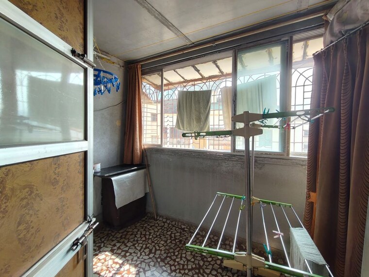 Kitchen, valley-towers-annex 3.5 Bedroom 1200 Sq.Ft. Apartment In Manpada Thane 9786799