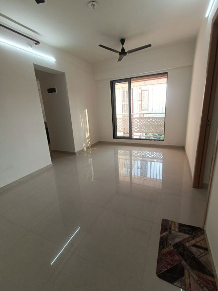 Room, dombivli east 2 Bedroom 850 Sq.Ft. Apartment In Dombivli East Thane 9786810