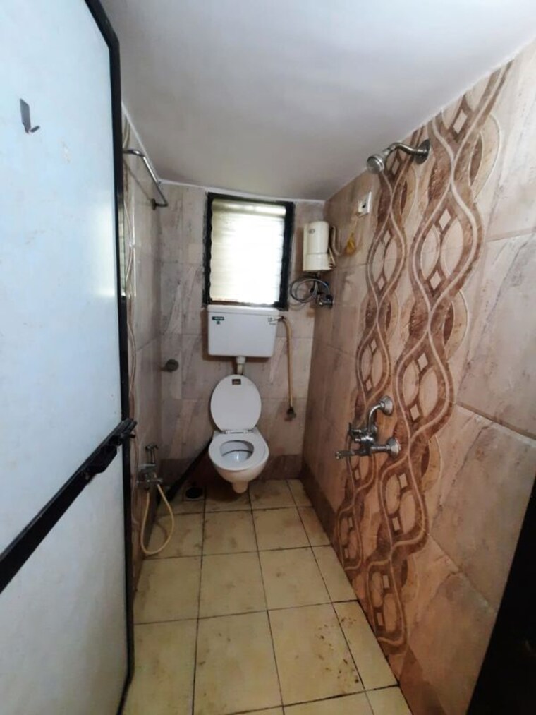 Bathroom, classic-enclave 2 Bedroom 800 Sq.Ft. Apartment In Santacruz East Mumbai 9786832