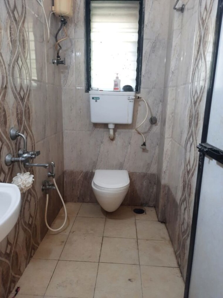 Bathroom, classic-enclave 2 Bedroom 800 Sq.Ft. Apartment In Santacruz East Mumbai 9786832