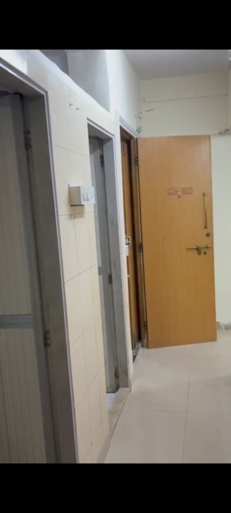 undefined, vile parle east 1.5 Bedroom 600 Sq.Ft. Apartment In Vile Parle East Mumbai 9786851