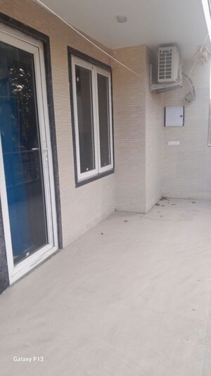 Building Lobby in 3 BHK Builder Floor at Sector 8 Dwarka – for Rent