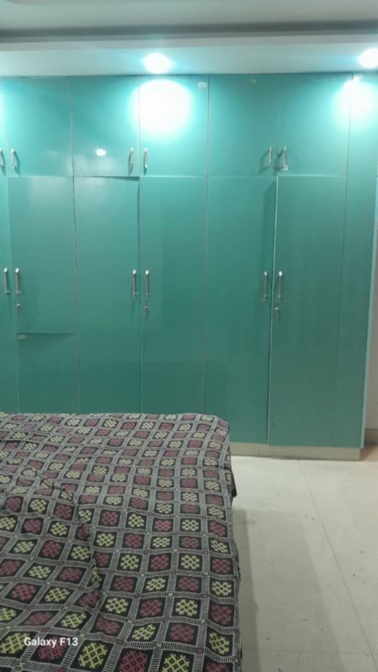 Bedroom, sector 8 dwarka 3 Bedroom 1900 Sq.Ft. Builder Floor In Sector 8 Dwarka Delhi 9786861