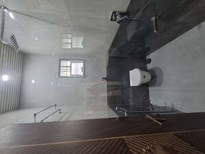 Bathroom in 2 BHK Villa at Somalwada – for Rent