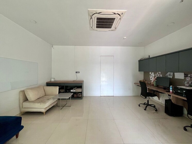 Team Area, paradise-sai-world-city-phase-2 Commercial Office Space 550 Sq.Ft. In New Panvel Navi Mumbai 9786930