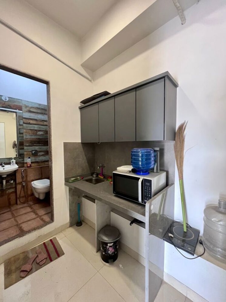 Team Area, paradise-sai-world-city-phase-2 Commercial Office Space 550 Sq.Ft. In New Panvel Navi Mumbai 9786930