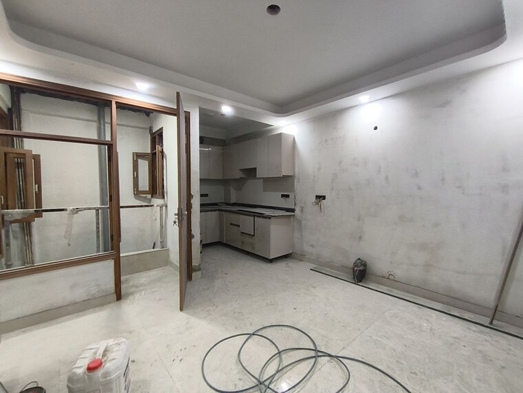  Parking, neb sarai 1 Bedroom 450 Sq.Ft. Builder Floor In Neb Sarai Delhi 9786970