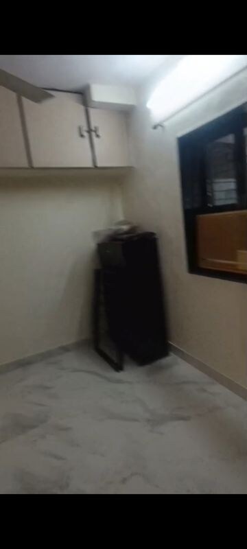 Living Room in 1 BHK Apartment at Vile Parle East – for Rent