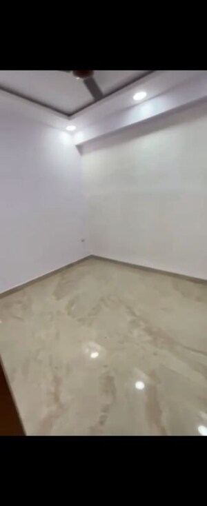 Room in 2 BHK Builder Floor at Sector 17 Dwarka – for Sale