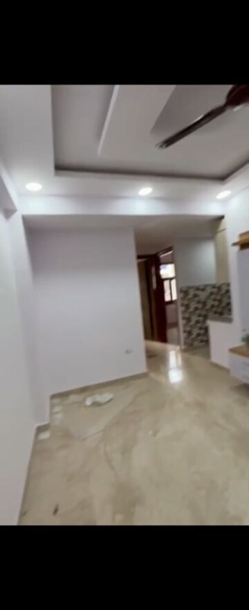 Room in 2 BHK Builder Floor at Sector 17 Dwarka – for Sale