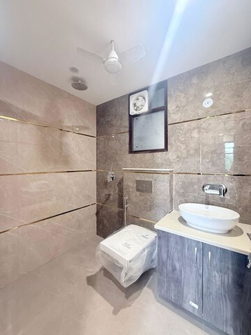 Bathroom in 3 BHK Builder Floor at Housing Board Colony Sector 51, Sector 51 – for Rent