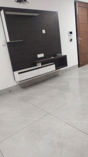 Furnished Amenities in 3 BHK Builder Floor at Housing Board Colony Sector 51, Sector 51 – for Rent