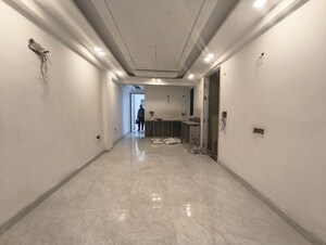 Parking in 3 BHK Builder Floor at Chattarpur – for Sale