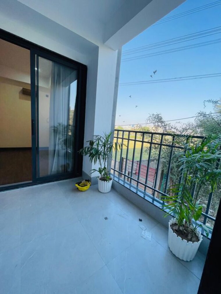 Balcony, sector 45 6+ Bedroom 18600 Sq.Ft. Independent House In Sector 45 Gurgaon 9787028