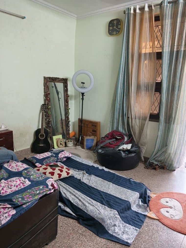 Room, sector 24 1 Bedroom 586 Sq.Ft. Builder Floor In Sector 24 Gurgaon 9787085