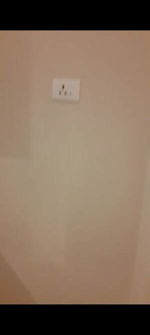 Room in 2 BHK Apartment at Rushi The Kollage, Andheri East – for Rent