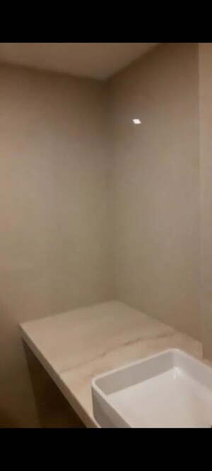 Room in 2 BHK Apartment at Rushi The Kollage, Andheri East – for Rent