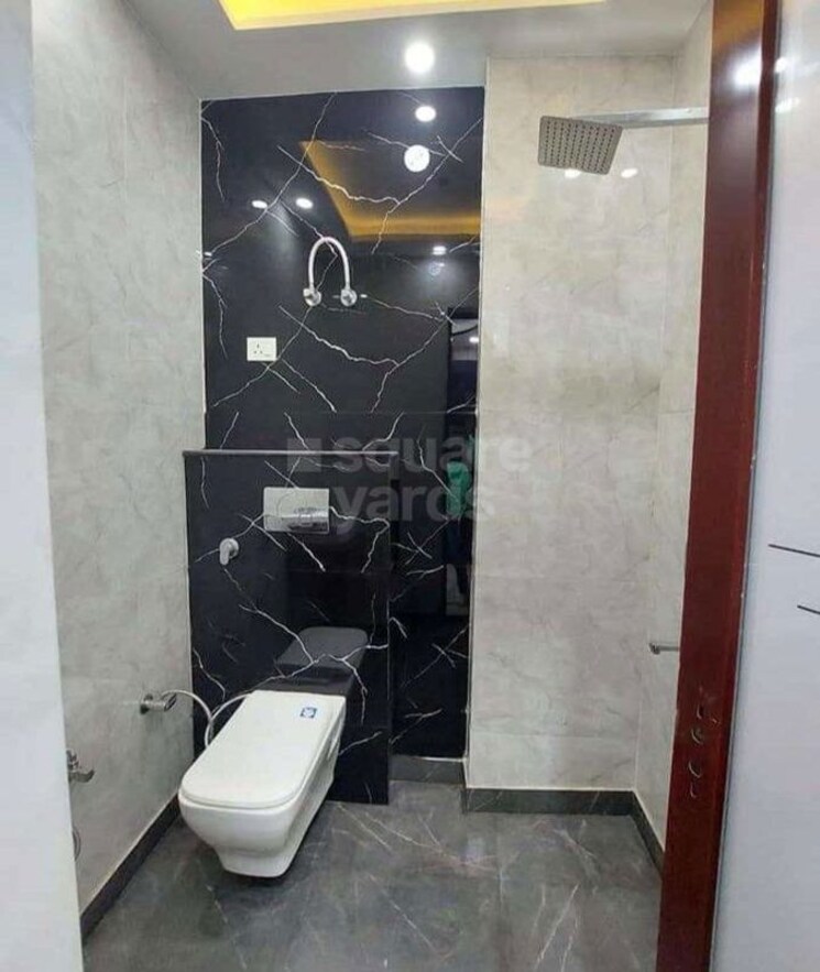 Bathroom, sector 5 wave city 2 Bedroom 956 Sq.Ft. Apartment In Sector 5 Wave City Ghaziabad 9787150