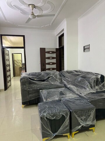 Bedroom in 1 BHK Builder Floor at Saket – for Rent