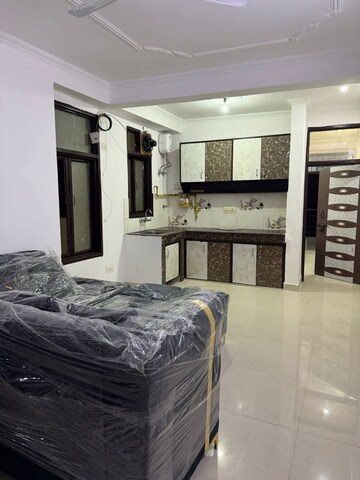 Bedroom in 1 BHK Builder Floor at Saket – for Rent