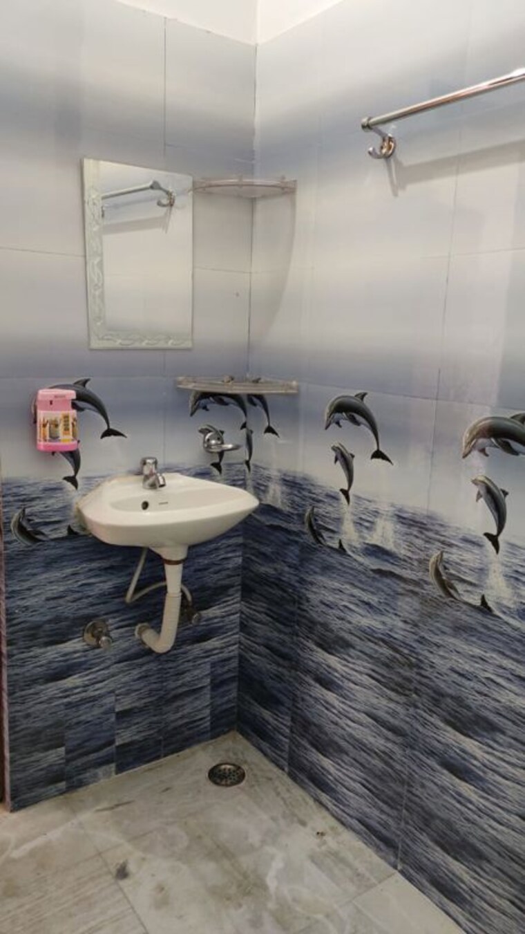 Bathroom, manas-enclave-phase-ii 2 Bedroom 1800 Sq.Ft. Builder Floor In Indira Nagar Lucknow 9787181