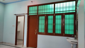 Room in 2 BHK Builder Floor at Manas Enclave Phase II, Indira Nagar – for Rent