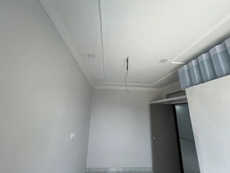 Room, khar west 1 Bedroom 500 Sq.Ft. Apartment In Khar West Mumbai 9787185