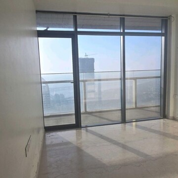 Room in 4 BHK Apartment at Omkar 1973, Century Bazar – for Rent