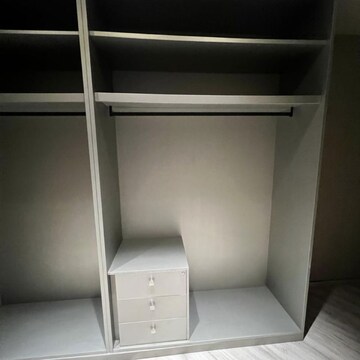 Furnished Amenities in 4 BHK Apartment at Lodha The World Towers World One Tier 2, Empire Mill – for Rent