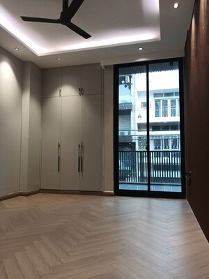 Room in 3 BHK Builder Floor at Greater Kailash I – for Sale