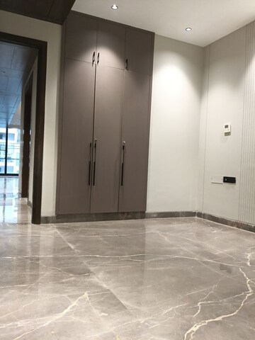 Room in 3 BHK Builder Floor at Greater Kailash I – for Sale