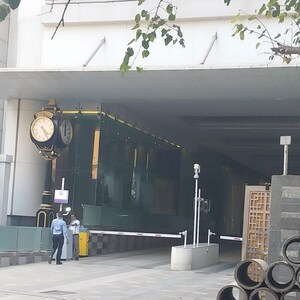 4 BHK Apartment – Exterior View View at Prabhadevi CHS, Century Bazar - for Rent