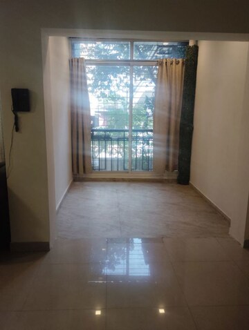 Room in 2 BHK Apartment at Bramha Suncity, Wadgaon Sheri – for Rent