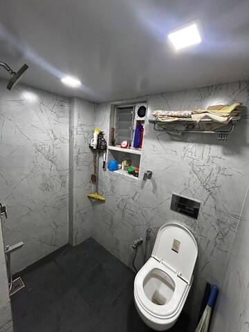 Bathroom in 1.5 BHK Apartment at Wadala Heights, Wadala – for Rent