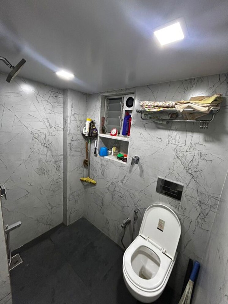 Bathroom, wadala-heights 1.5 Bedroom 680 Sq.Ft. Apartment In Wadala Mumbai 9787239