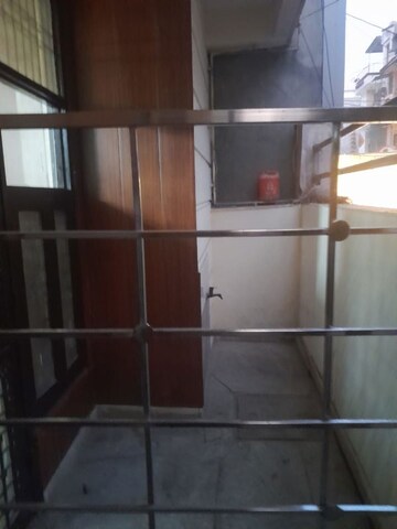 Balcony in 3 BHK Builder Floor at Aman Plaza, Shakti Khand iv – for Rent