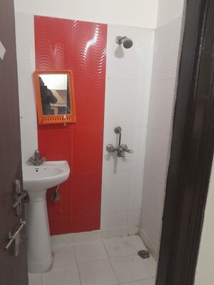 Bathroom in 2 BHK Builder Floor at Shivkripa Orchid Gyan Khand, Gyan Khand I – for Rent