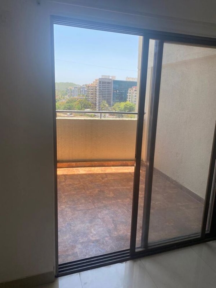 Balcony, kumar-shantiniketan-phase-1 2 Bedroom 726 Sq.Ft. Apartment In Pashan Pune 9787263