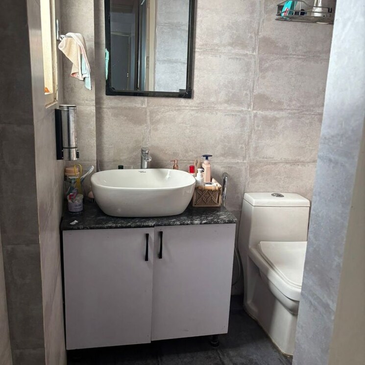 Bathroom, palam-vihar-residents-association 2 Bedroom 850 Sq.Ft. Builder Floor In Palam Vihar Gurgaon 9787267