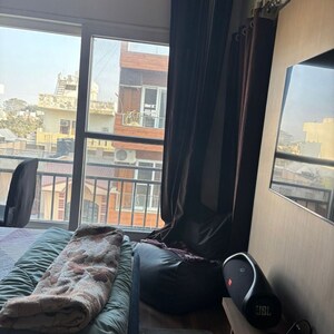 Living Room in 2 BHK Builder Floor at Palam Vihar Residents Association, Palam Vihar – for Rent